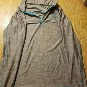 Women's Browning pull over